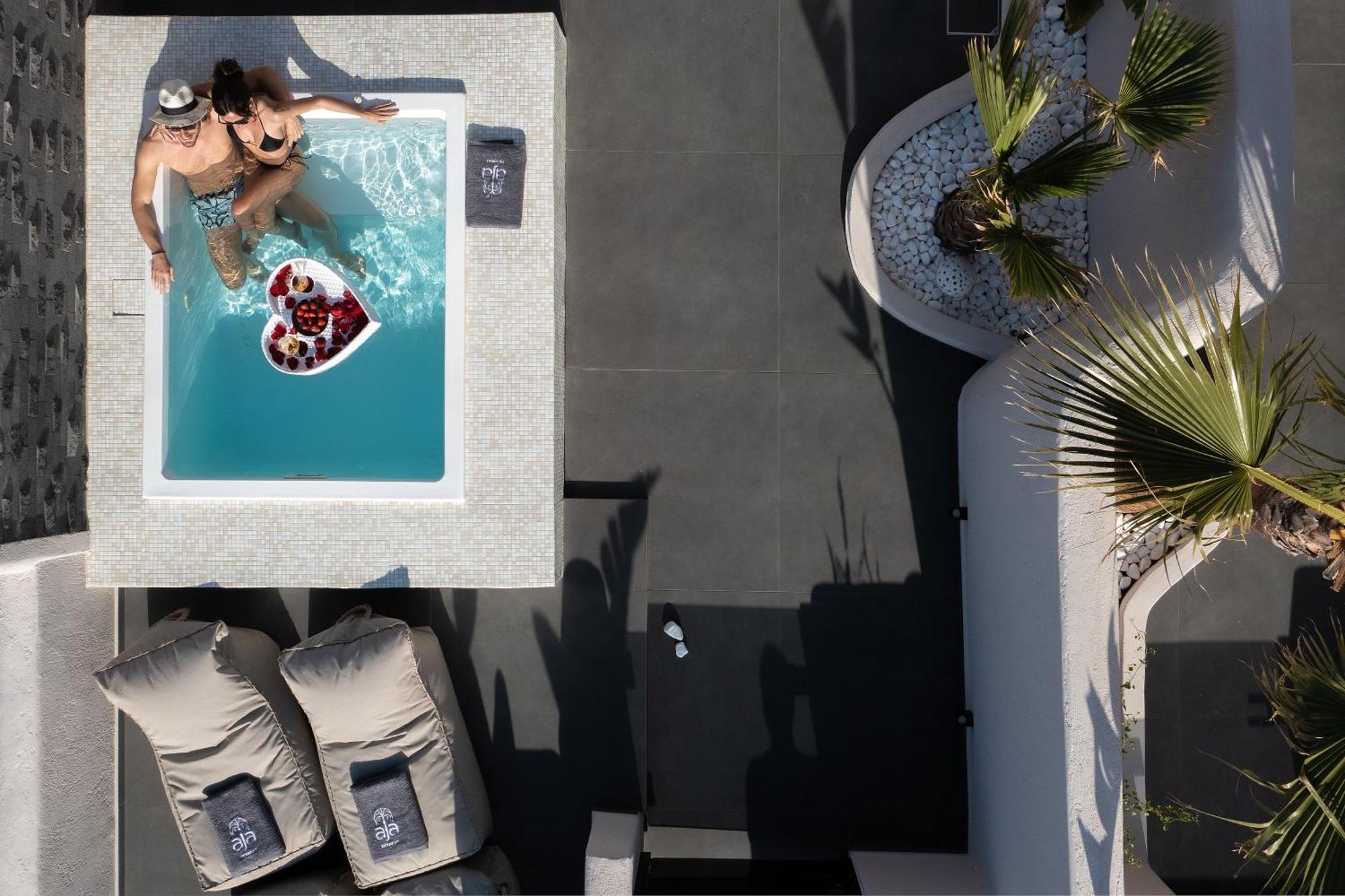 Aja Retreat Luxury Suites Kamari  Luaran gambar